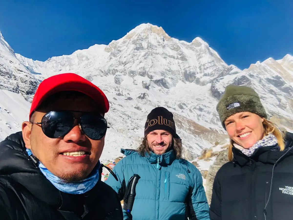 selfie with annapurna himalayas