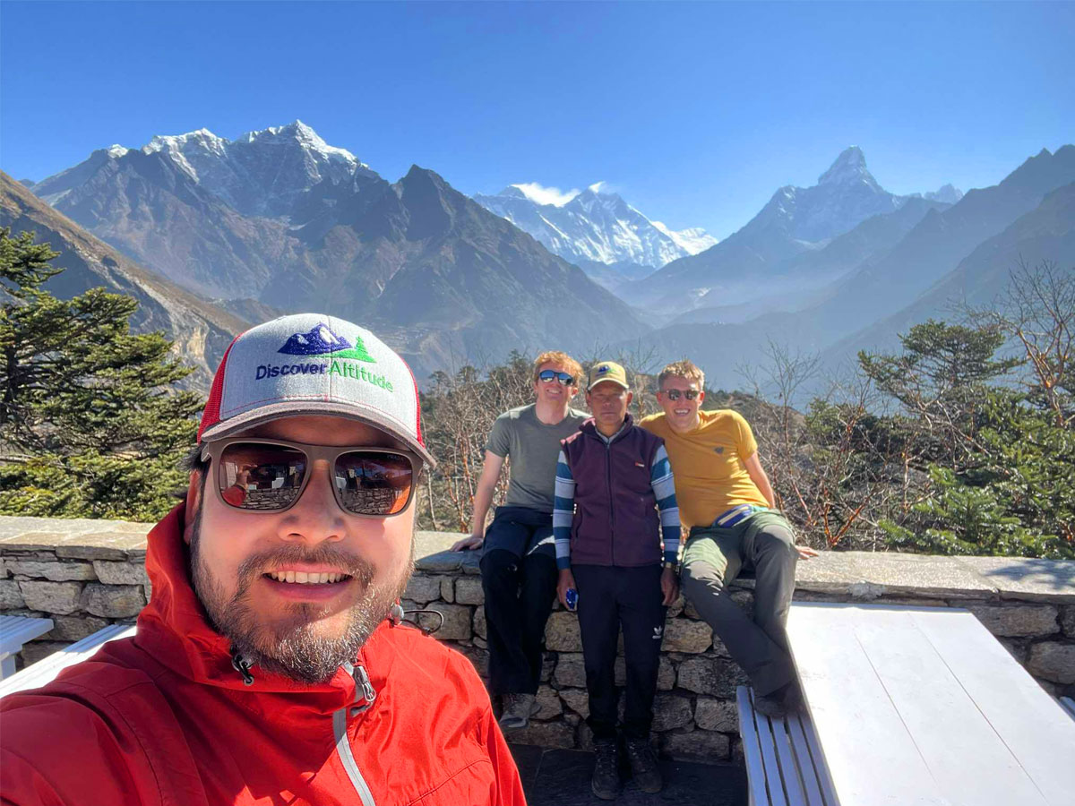 best time to go everest view hotel